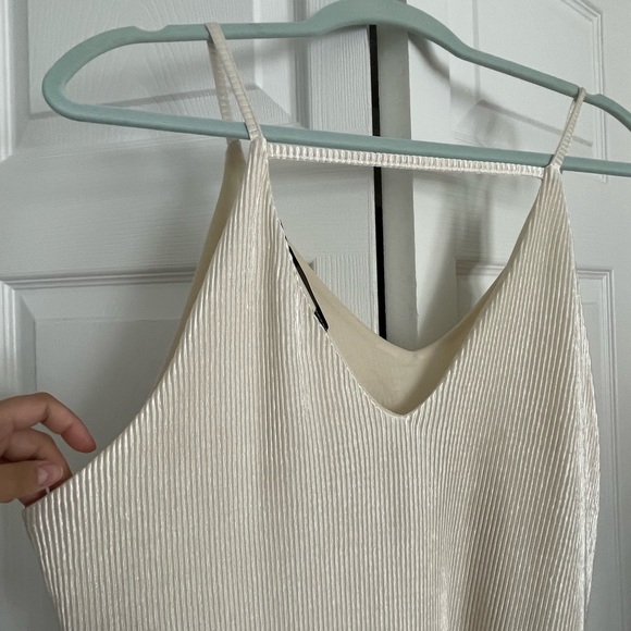 L light cream/light champagne dress - Picture 4 of 8